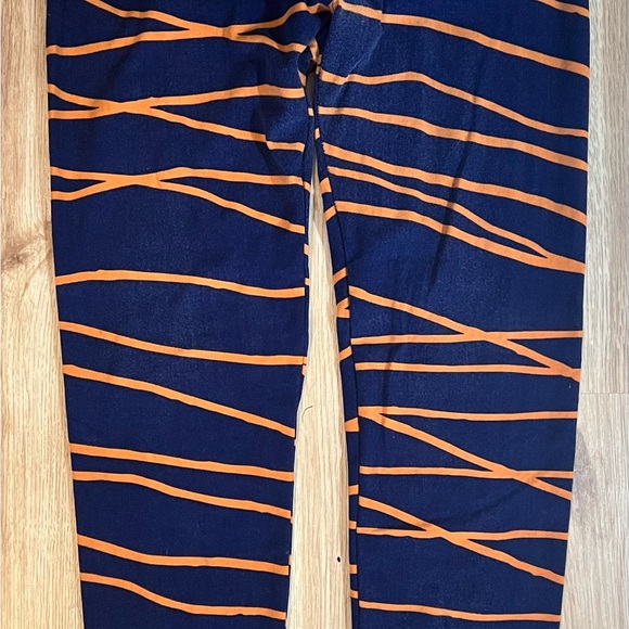 LuLaRoe Women’s One Size Leggings – Navy Blue with Orange Stripes - Picture 3 of 3